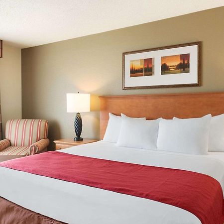 Country Inn & Suites By Radisson, Davenport - Quad Cities Zewnętrze zdjęcie