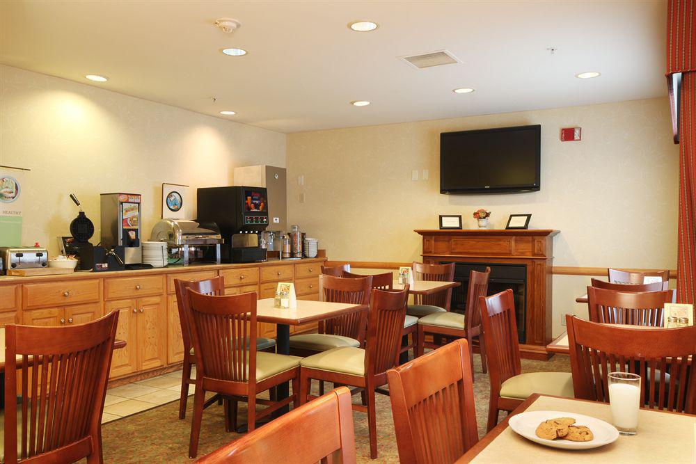 Country Inn & Suites By Radisson, Davenport - Quad Cities Restauracja zdjęcie