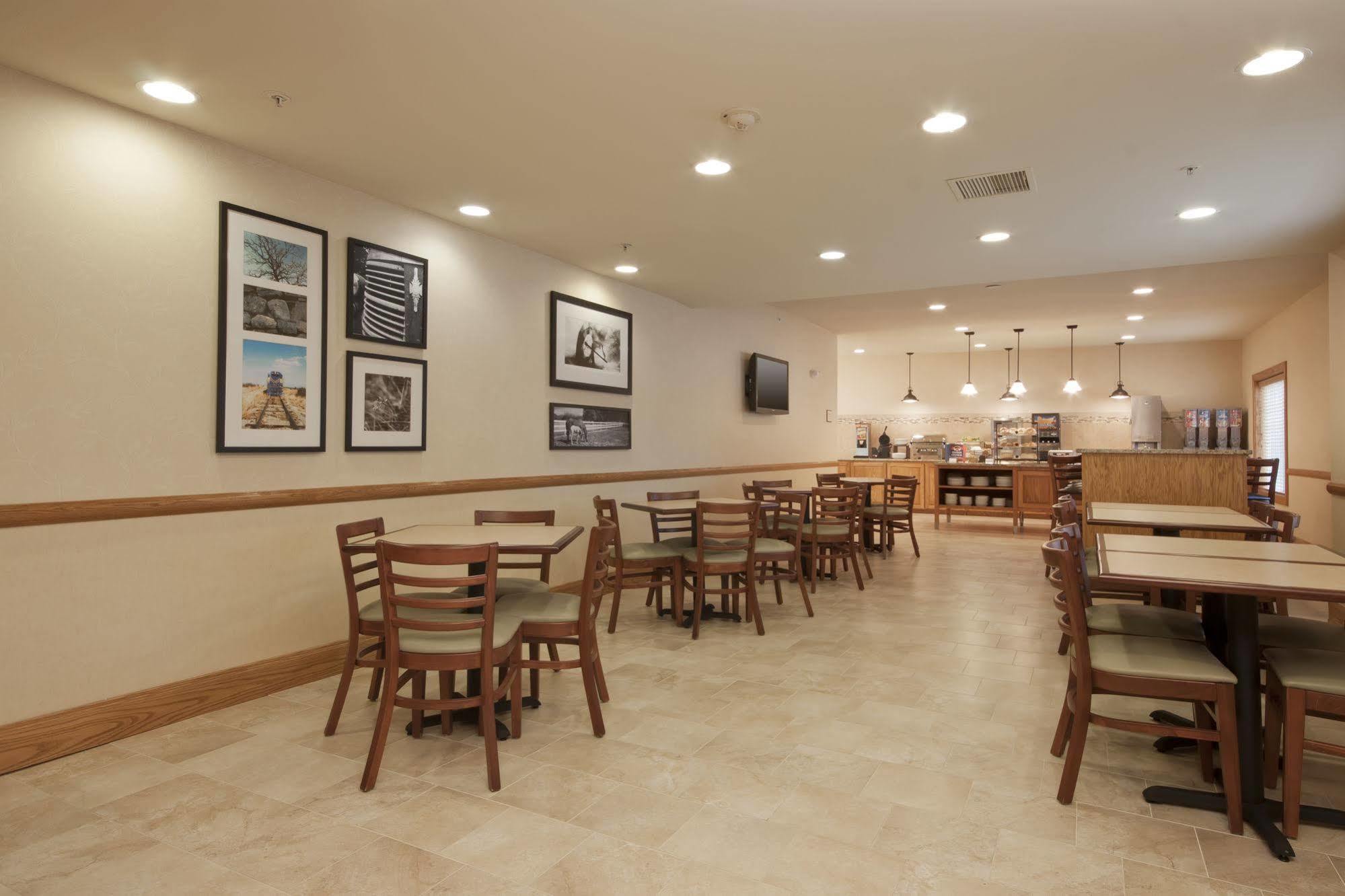 Country Inn & Suites By Radisson, Davenport - Quad Cities Zewnętrze zdjęcie